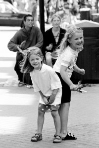 1994Juli Kinder Straße2   